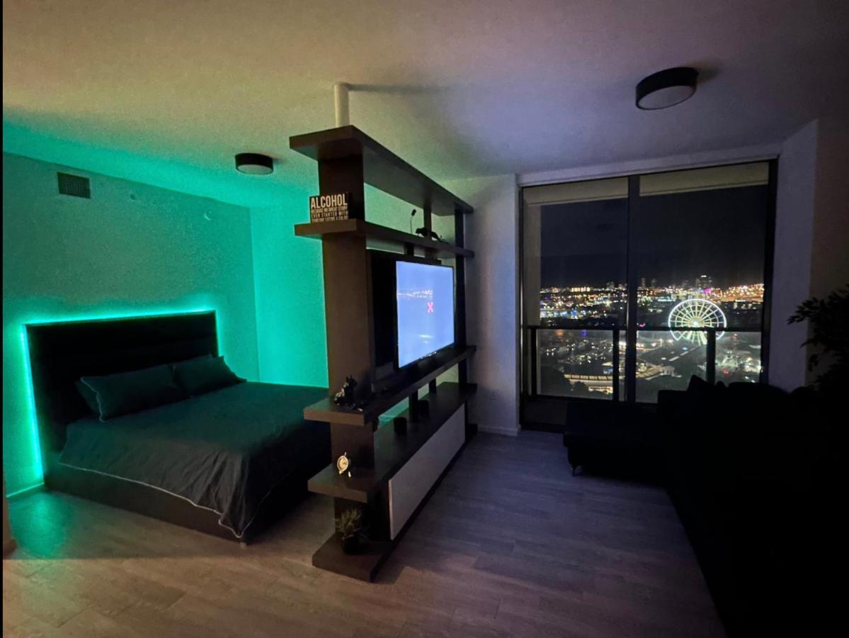 Beautiful Downtown Ocean View. Apartman Miami Kültér fotó
